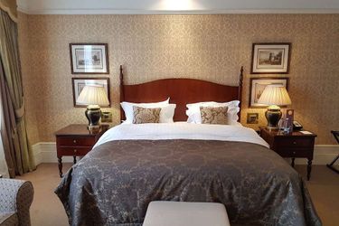 Hotel Quebecs:  LEEDS