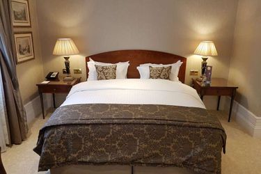 Hotel Quebecs:  LEEDS