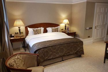 Hotel Quebecs:  LEEDS