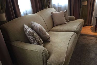 Hotel Quebecs:  LEEDS