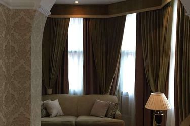 Hotel Quebecs:  LEEDS