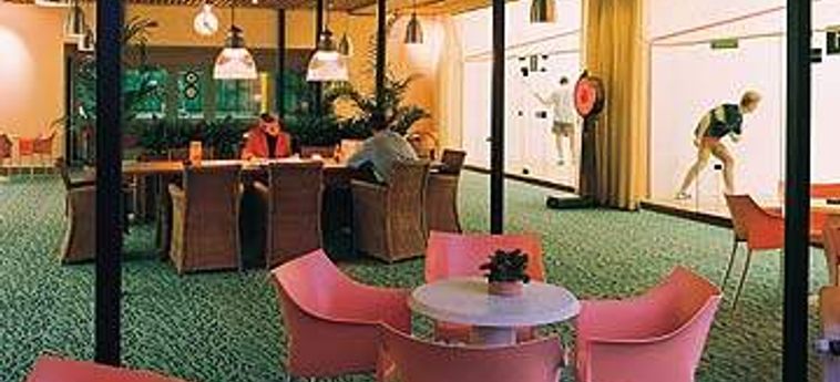 Hotel Holiday Inn Leiden:  LEIDEN