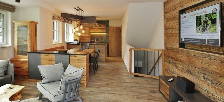 Hotel Spacious Chalet In Leogang Salzburg With Large Terrace Leogang: Foto 