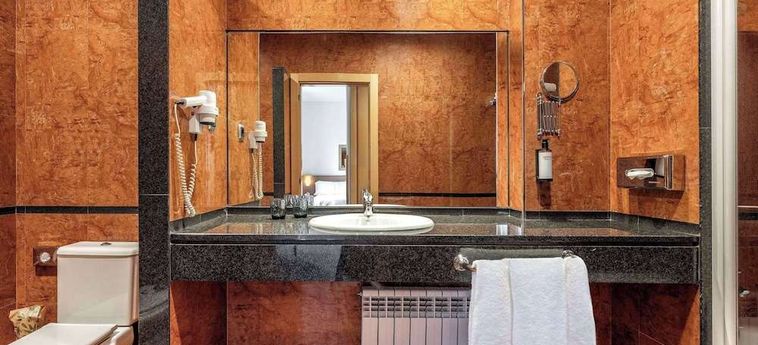 Hotel Zentral Leon:  LEON