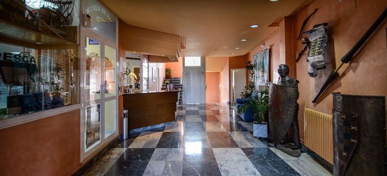 Hotel El Paso Honroso:  LEON