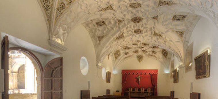 Hotel Real Colegiata San Isidoro:  LEON