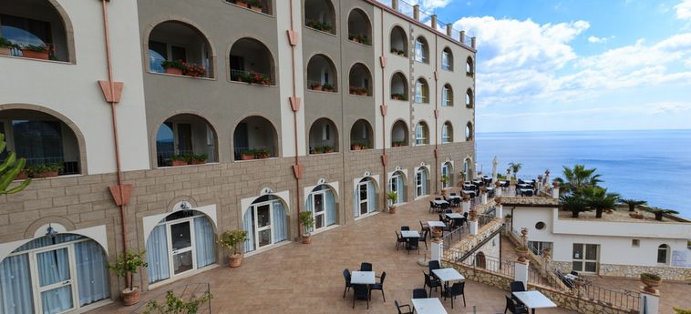 Hotel Olimpo - Le Terrazze:  LETOJANNI - MESSINA