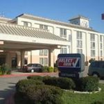 MOTEL 6 LEWISVILLE I 35 AND MAIN ST 2 Stars