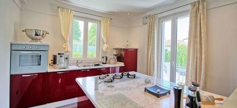 Hotel Villa Raffaela Lido Di Camaiore - Lucca : Photo 