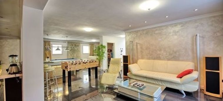 Hotel Villa Raffaela Lido Di Camaiore - Lucca : Photo 