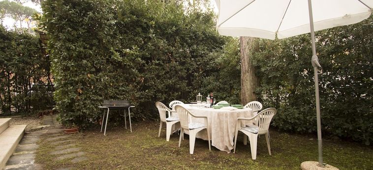 Hotel Villa Bianca Lido Di Camaiore - Lucca : Photo 