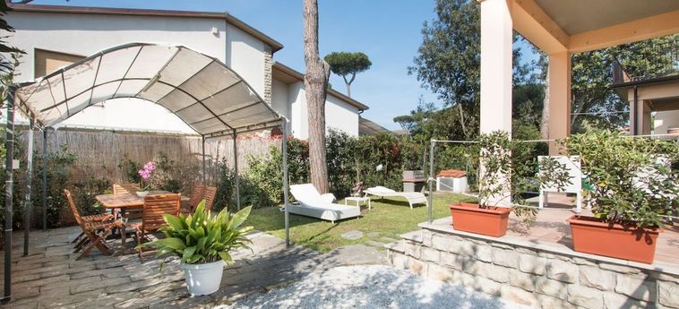 Hotel Villa Bianca Lido Di Camaiore - Lucca : Photo 