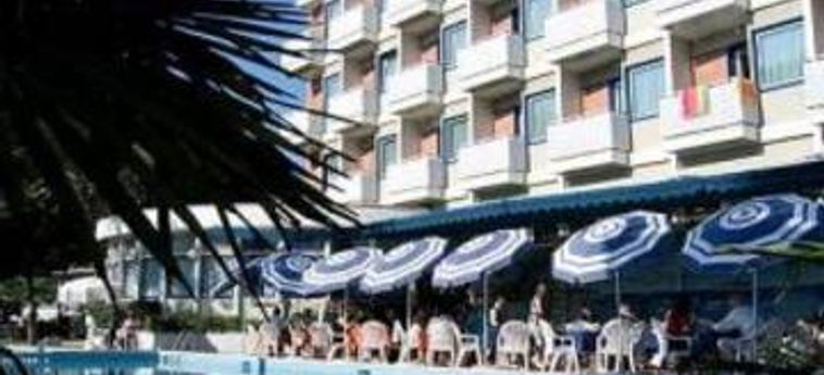Hotel Medusa Splendid:  LIGNANO SABBIADORO - UDINE