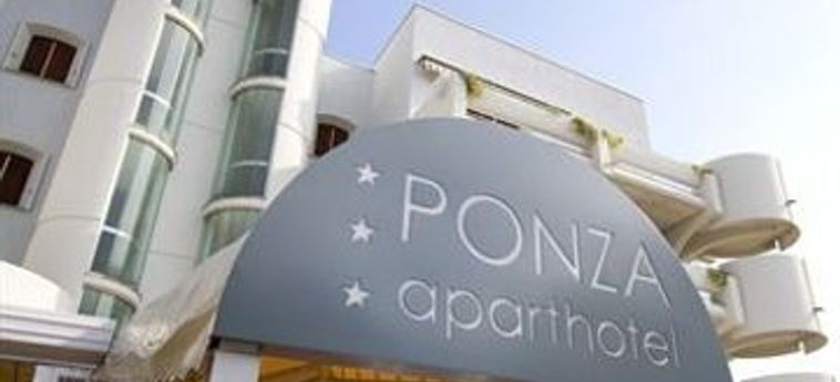 Aparthotel Ponza:  LIGNANO SABBIADORO - UDINE