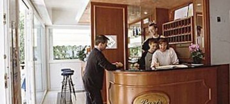 Hotel Paris:  LIGNANO SABBIADORO - UDINE