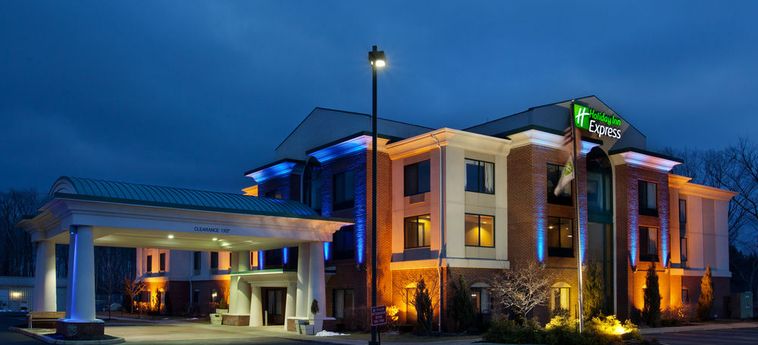 HOLIDAY INN EXPRESS & SUITES YOUNGSTOWN (N. LIMA/BOARDMAN) 2 Stelle