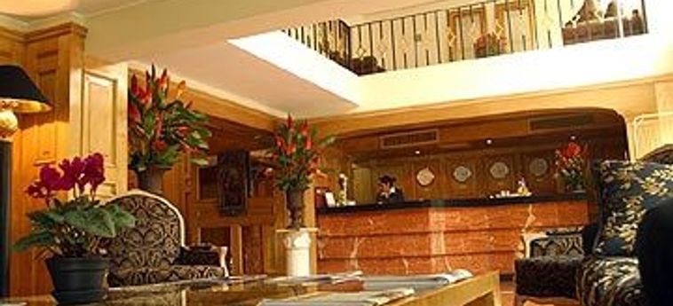 Hotel Suites Del Bosque:  LIMA
