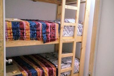 Hotel Urpi Backpacker:  LIMA