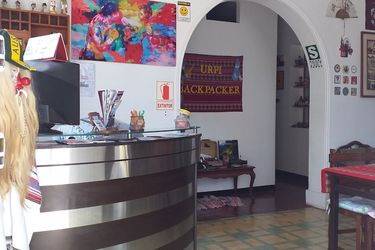 Hotel Urpi Backpacker:  LIMA