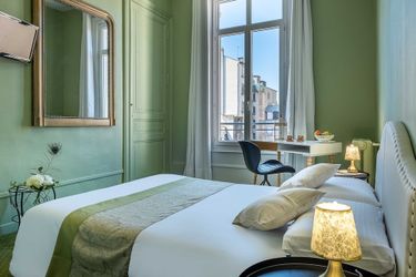 Hotel Hôtel De Paris:  LIMOGES