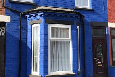 Blue House Lincoln: Photo 