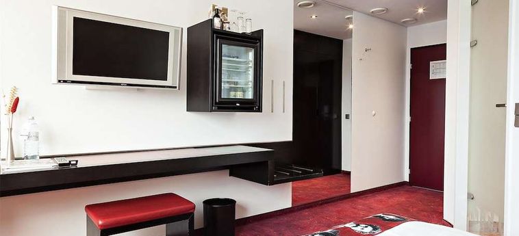 Hotel Arcotel Nike:  LINZ