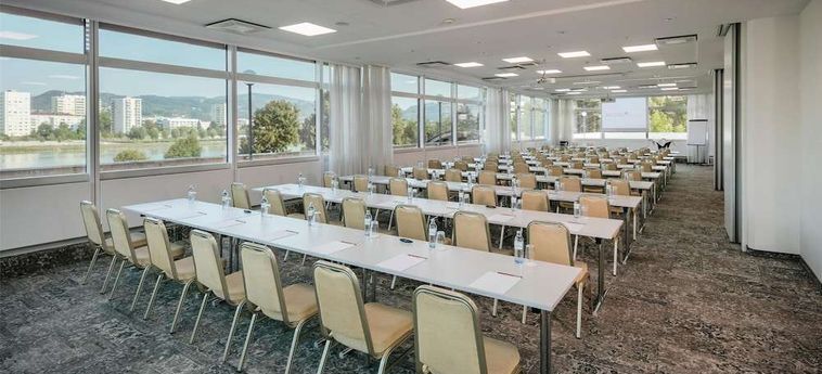 Hotel Arcotel Nike:  LINZ
