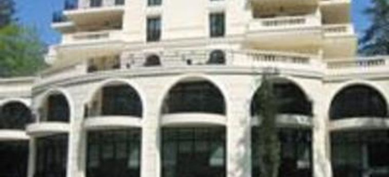 Hotel Le Pavillon De La Rotonde:  LIONE
