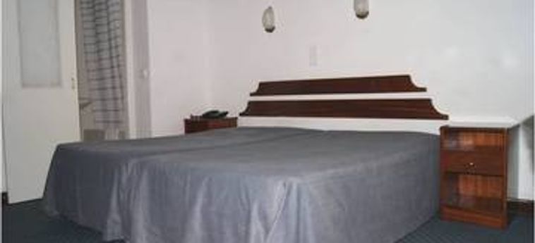 Hotel Residencial Caravela:  LISBOA