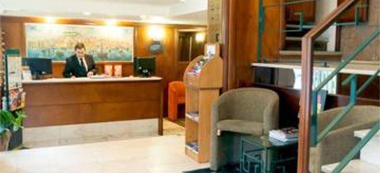 Hotel Residencial Caravela:  LISBOA