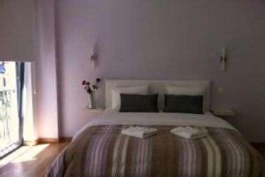 Orange3House - Bed & Breakfast:  LISBON