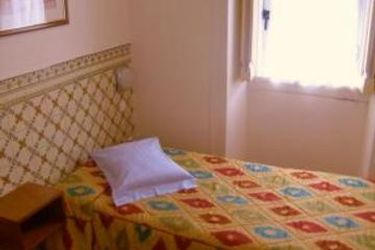 Hotel Residencial Mar Dos Acores:  LISBON