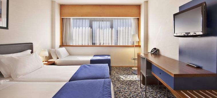 Hotel Ramada By Wyndham Lisbon:  LISBONNE