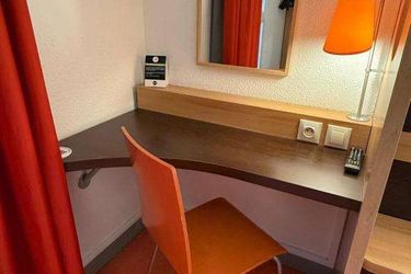 B&Amp;B Hotel Lisieux Parc Des Expositions Lisieux: Photo 