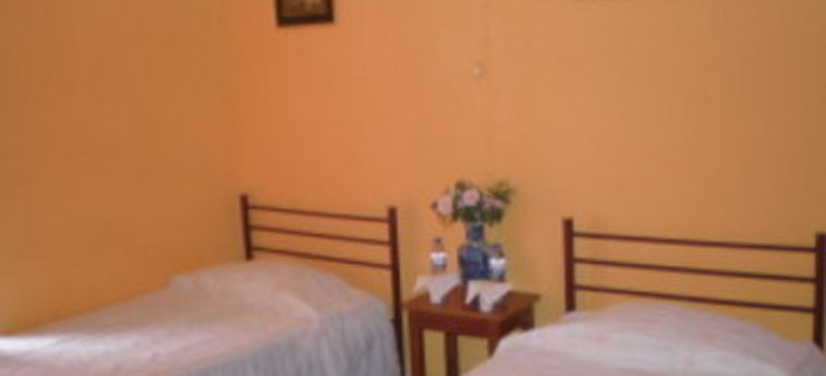 Hotel Residencia Oliveira:  LISSABON