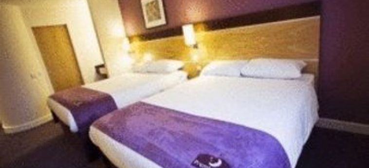 Hotel Premier Inn Wirral (Greasby):  LIVERPOOL