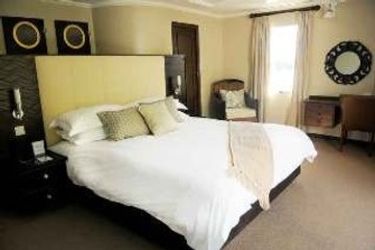 Hotel Protea Southern Belle - Lake Kariba:  LIVINGSTONE