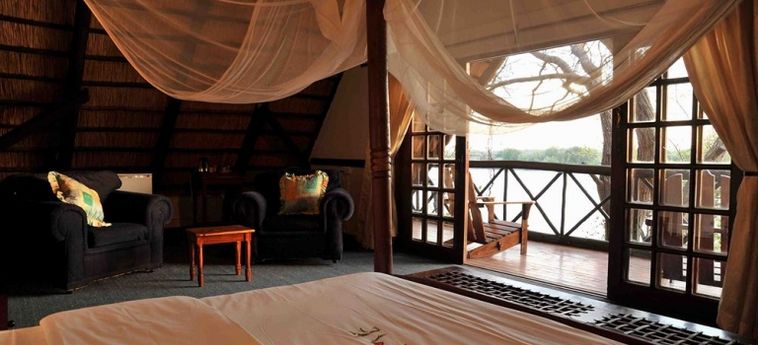 Hotel Victoria Falls Waterfront:  LIVINGSTONE