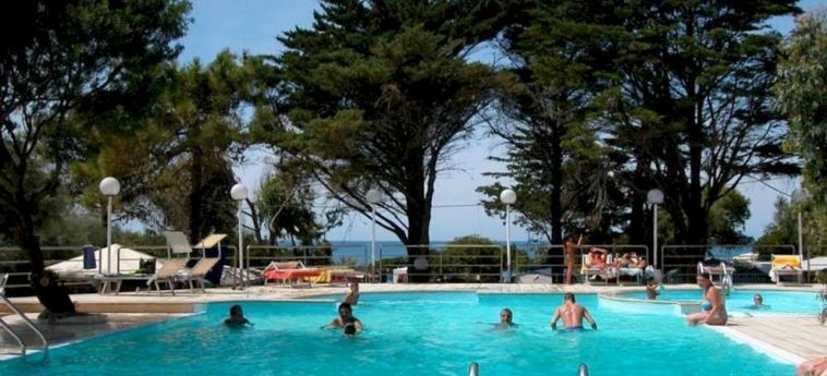 Hotel Villaggio & Camping Miramare:  LIVOURNE