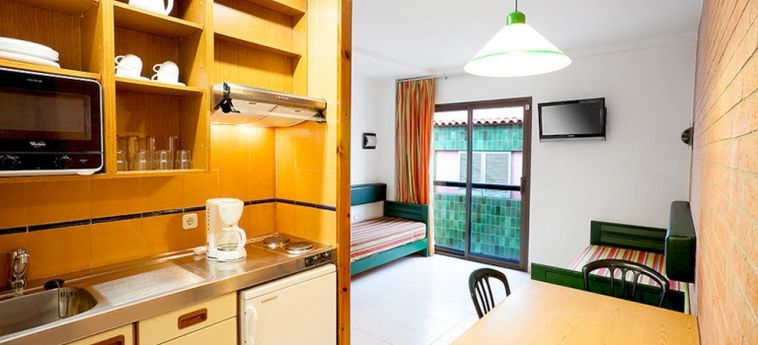 Hotel Apartamentos Rosanna:  LLORET DE MAR - COSTA BRAVA