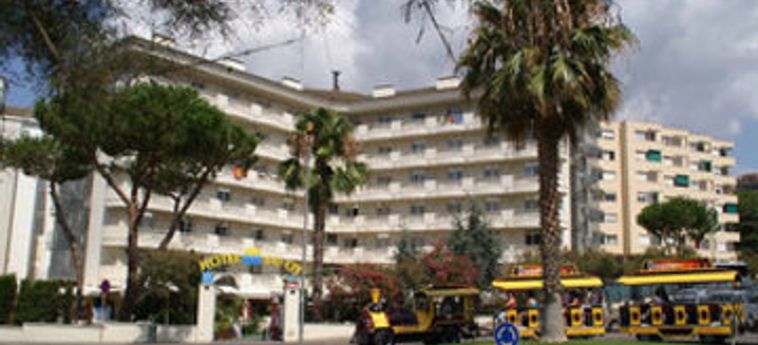 Hotel Savoy:  LLORET DE MAR - COSTA BRAVA