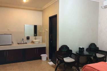 Crown Hotel Lombok Lombok: Photo 