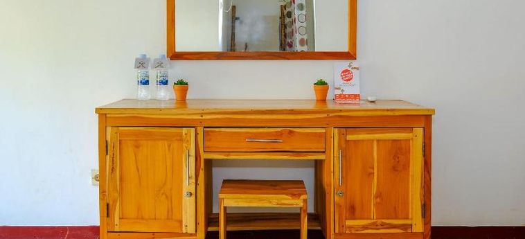 Hotel 1793 Kuta Circle Homestay Lombok: Foto 