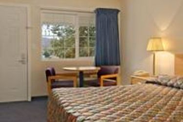 Hotel Lotus Of Lompoc - A Great Hospitality Inn:  LOMPOC (CA)
