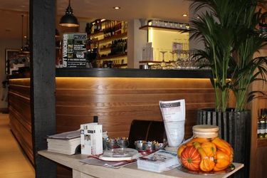 The George Hotel Stansted:  LONDON - STANSTED AIRPORT