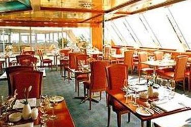 Sunborn Yacht Hotel London:  LONDON