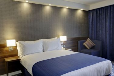 Hotel Holiday Inn Express London - Excel:  LONDON