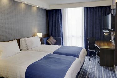 Hotel Holiday Inn Express London - Excel:  LONDON