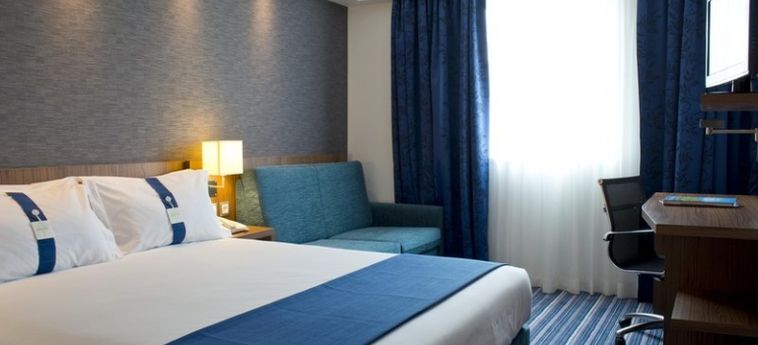 Hotel Holiday Inn Express London - Vauxhall Nine Elms:  LONDON