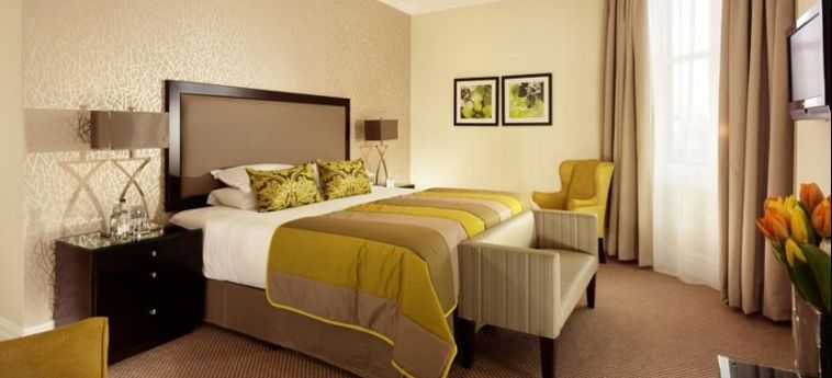 Hotel 51 Buckingham Gate - Taj Suites And Residences:  LONDON